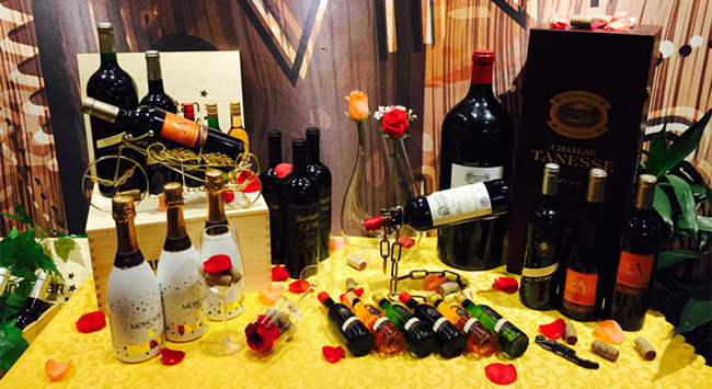 開紅酒加盟店需要做什么準備 開紅酒加盟店需要做什么準備